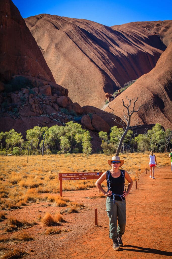 Uluru_AyersRock