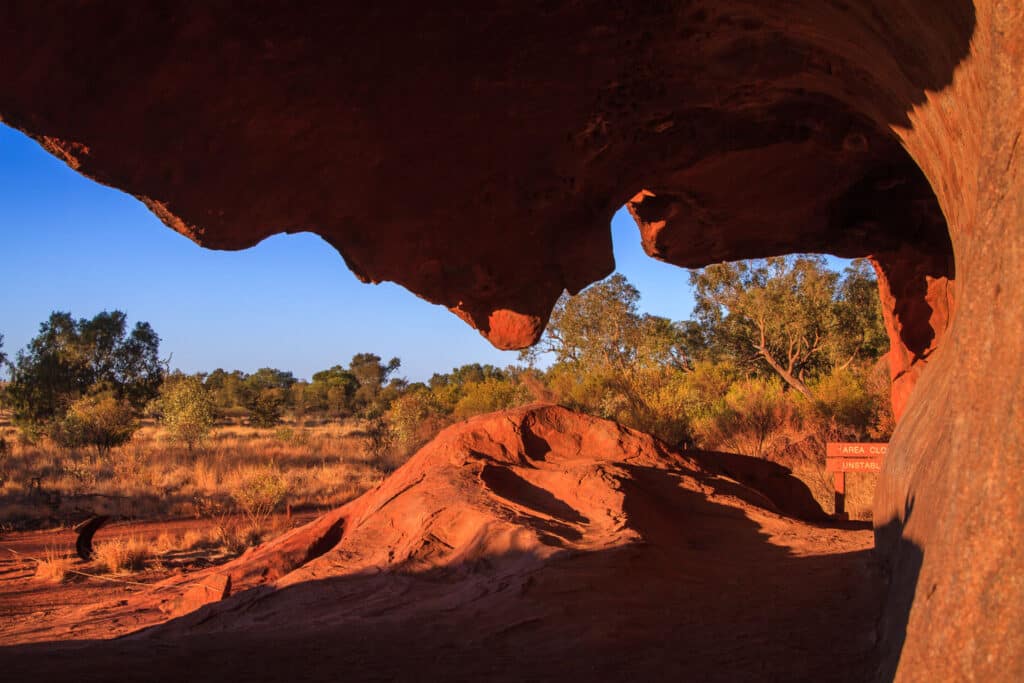 Uluru_AyersRock